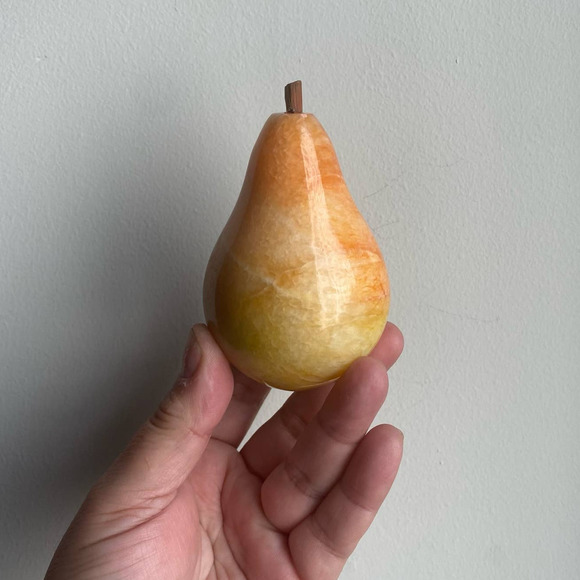 Vintage Alabaster Marble Pear Paperweight MCM Wood Stem Stone Fruit - Picture 6 of 6